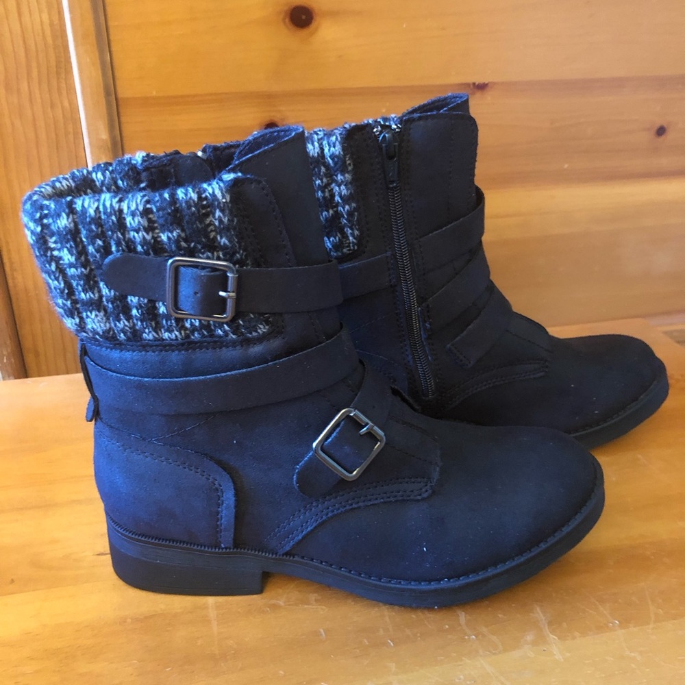 Candie’s Black Boots